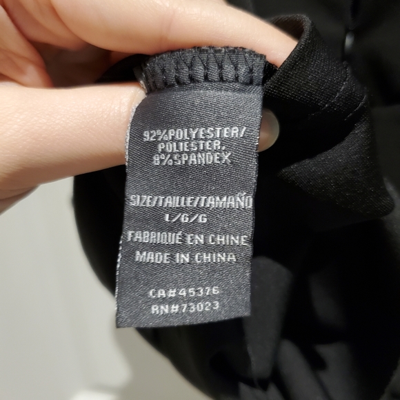 Black ruffle trim blouse Suzy Shier - Picture 5 of 6